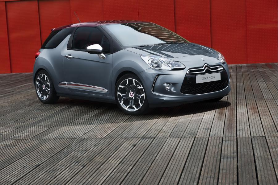  Citroen DS3 2009 года  (фото 47 из 72)